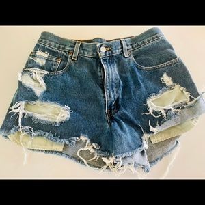 Vintage Levi High Waist Shorts.